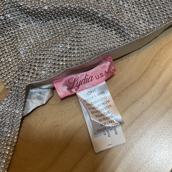 Rhinestone bra type - Picture 2 of 3